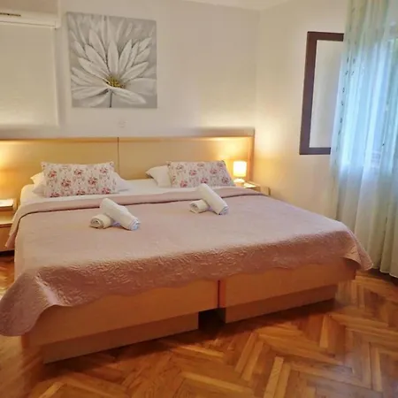 Apartman Adriana