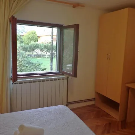 Adriana Apartman *