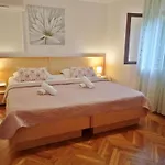 Apartman Adriana