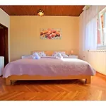 Adriana Apartman