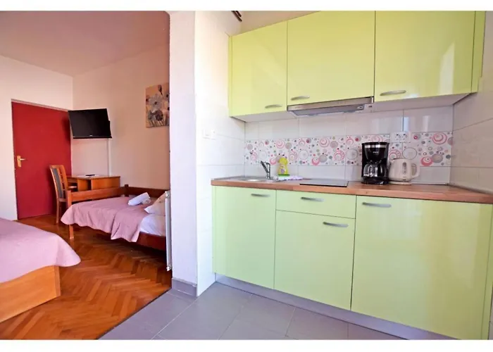 Apartament Adriana *